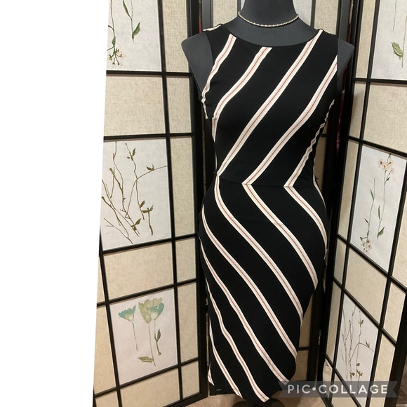 White House Black Market Dresses & Skirts - White House Black Market Bodycon Dress with wavy lines